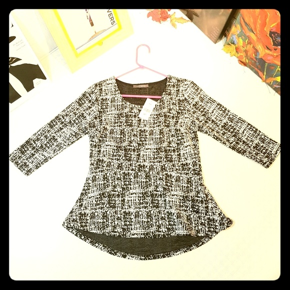 SUZY SHIER Beautiful Peplum Style Top - Picture 1 of 4